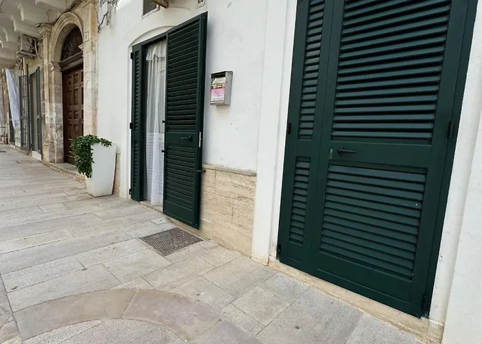 Petali Rosa - Dimora 3*